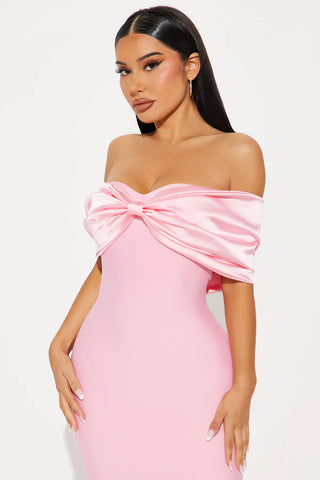Pretty Privilege Bandage Midi Dress