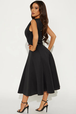 Sweet Sunday Pleated Midi Dress