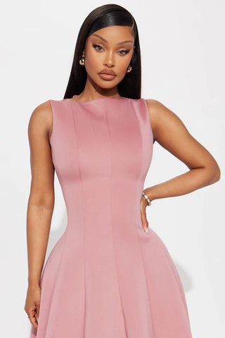 Sweet Sunday Pleated Midi Dress