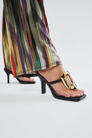 Social Season Mules