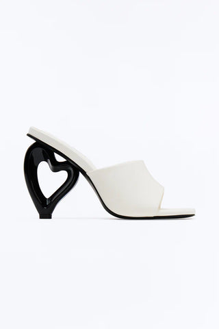 Villy Novelty Heart Heels - White