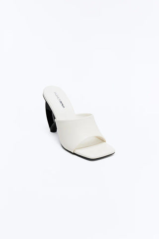 Villy Novelty Heart Heels - White