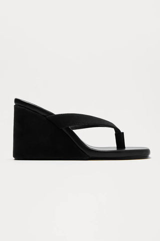 Mekia Thong Wedges - Black
