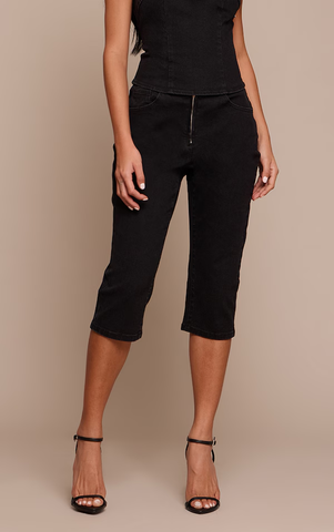 Black Denim Low Rise Capri