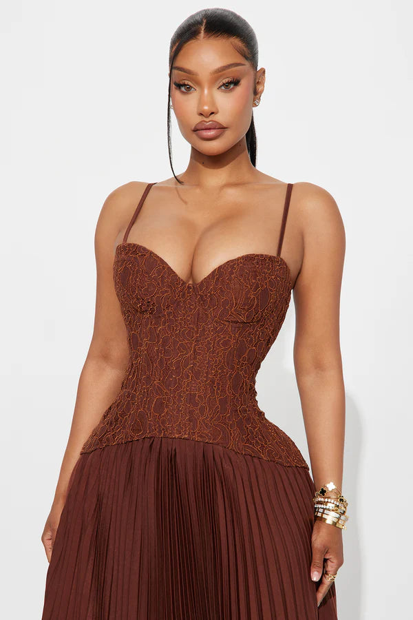 Daniella Lace Corset Pleated Maxi Dress Dark Chocolate / 2XL