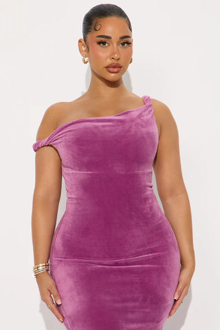 Season Of Slay Velour Gown - Black