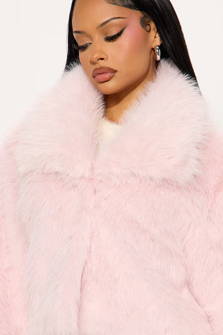 Full Of Charisma Faux Fur Cropped Coat