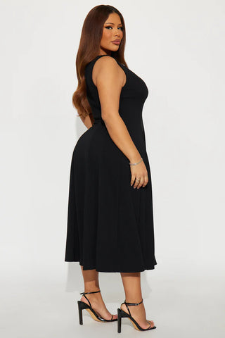 Sweet Sunday Knit Crepe Midi Dress