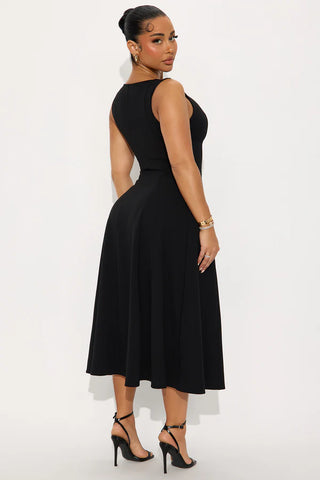 Sweet Sunday Knit Crepe Midi Dress