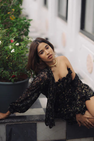 Lace me not shirt