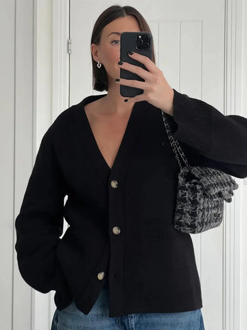 V-neck Long-sleeved Knitted Cardigan