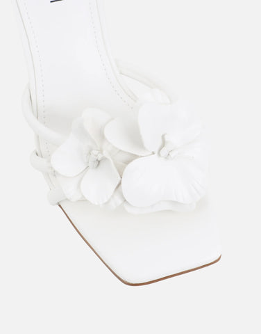 Jemima White Flower Detail Mules