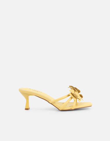 Jemima White Flower Detail Mules