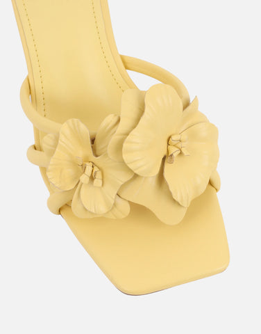 Jemima White Flower Detail Mules