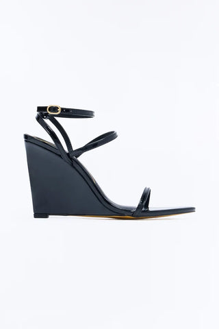 Kasaandra Pointed Wedges