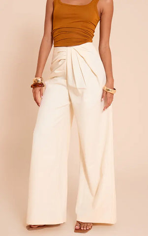 Petite Tailored Woven Pleat Detail Wide Leg Trousers
