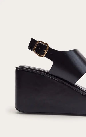 High Vamp Buckle Toe Thong Wedges