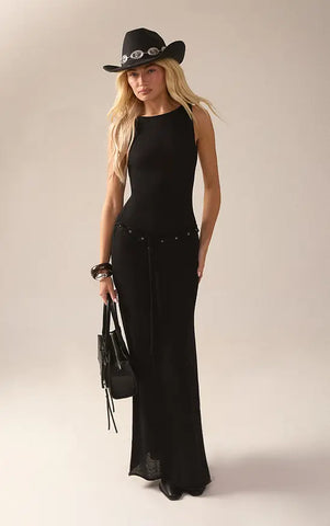 Black Belt Detail Knitted Maxi Dress