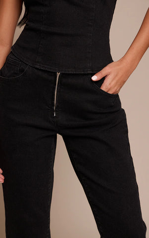 Black Denim Low Rise Capri