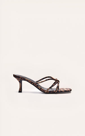 Red Pu Wide Fit Square Toe Knotted Heeled Mules