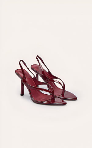 Plum Toe Thong Almond Toe High Heeled Sandals